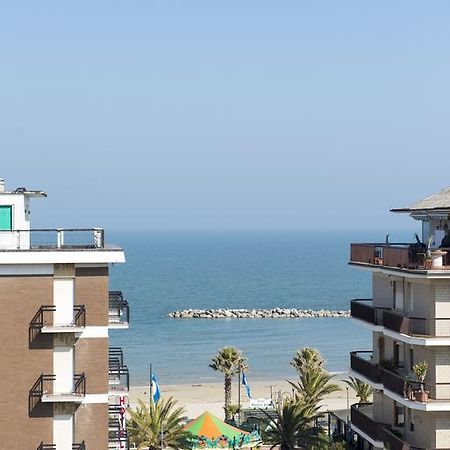 Hotel Gabbiano Porto San Giorgio Εξωτερικό φωτογραφία