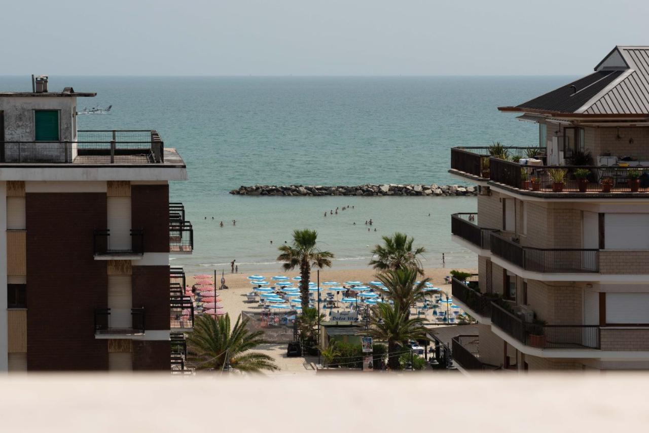 Hotel Gabbiano Porto San Giorgio Εξωτερικό φωτογραφία