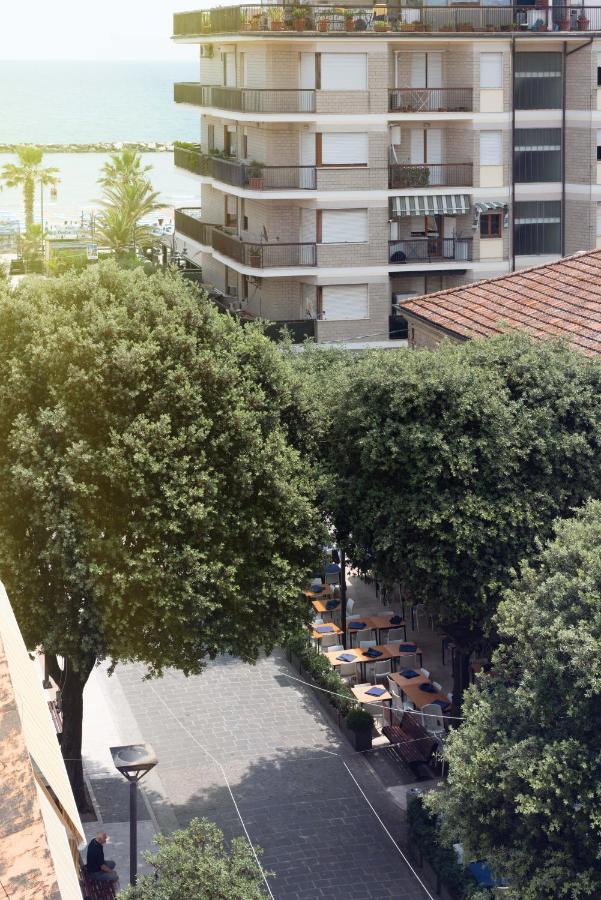 Hotel Gabbiano Porto San Giorgio Εξωτερικό φωτογραφία
